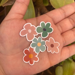 Paquete de 5 mini pegatinas de margaritas, pegatinas diminutas, pegatinas de estilo rural, paquete de mini pegatinas, pegatinas decorativas, pegatinas acogedoras, pegatinas de jardinería