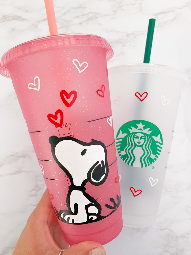 starbucks 2023 valentine's cups