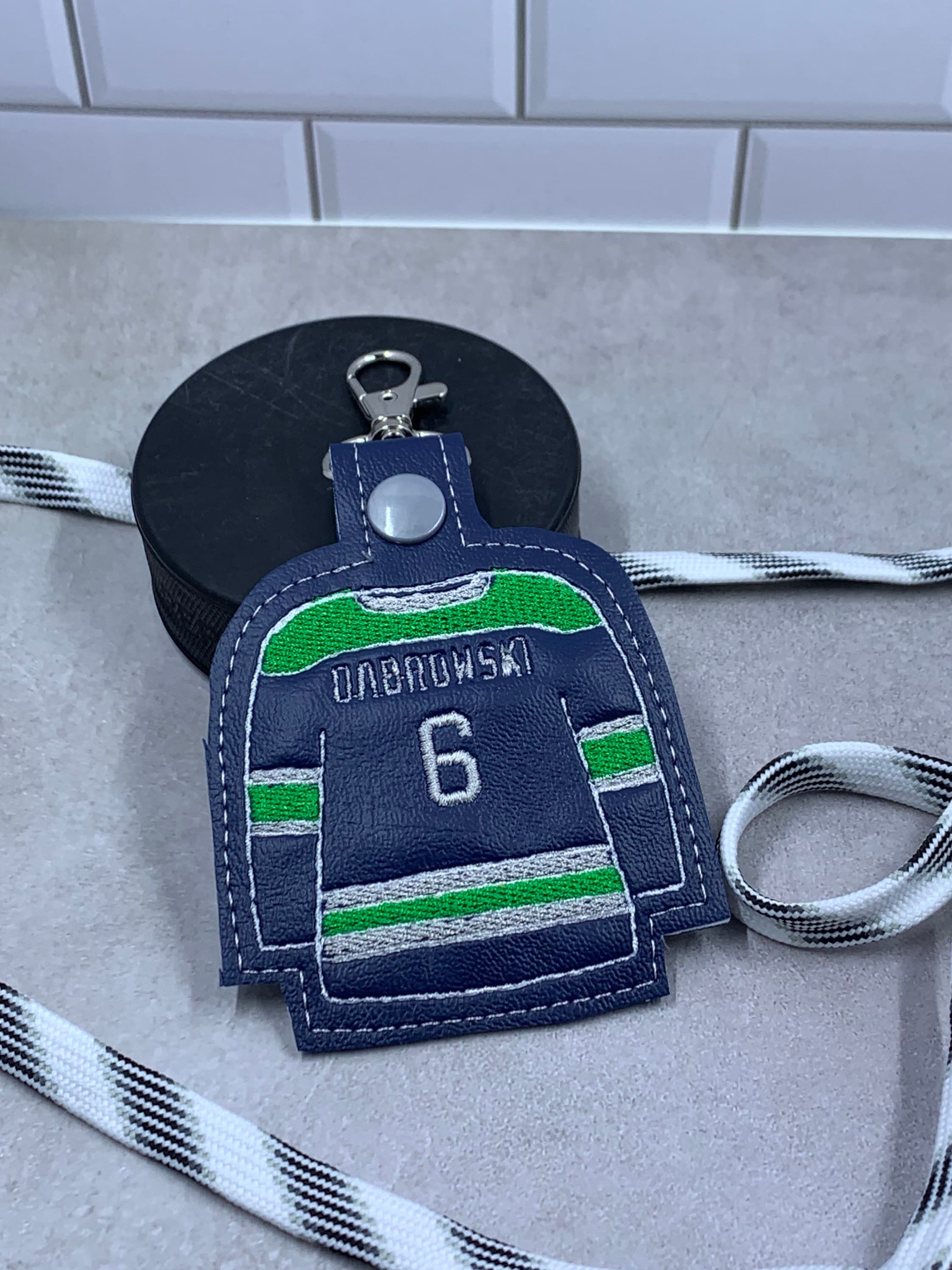 Hockey bag tag / keychain / customizable Etsy