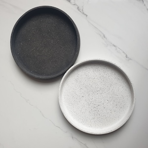 17cm Textured Jesmonite Round Tray, Stone Effect, Round Minimal Tray, Trinket Tray, Jesmonite Tray Storage, Gifts for Her, Homeware, Neutral