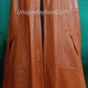 Handmade women&#39;s genuine lambskin leather cape coat outfit leather cape coat sleeveless genuine leather cape coat buyer&#39;s customized dress