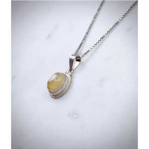 Yellow eye Agate pendant in sterling silver, Persian yellow agate necklace, agate necklace for her, christmas, new year , yalda gift