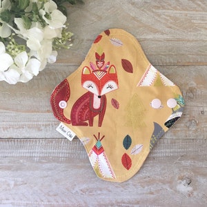 Pure Cotton left hand fox One liner Quad layer core golden fox Pantyliner 8 Regular size
