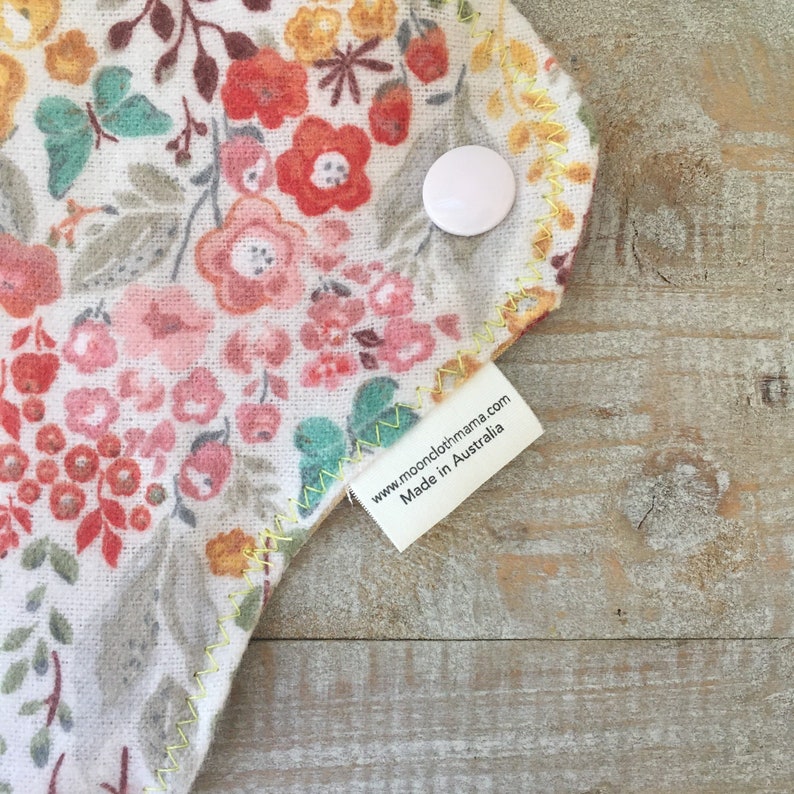 Pure Cotton left hand fox One liner Quad layer core golden fox Pantyliner 8 Regular size