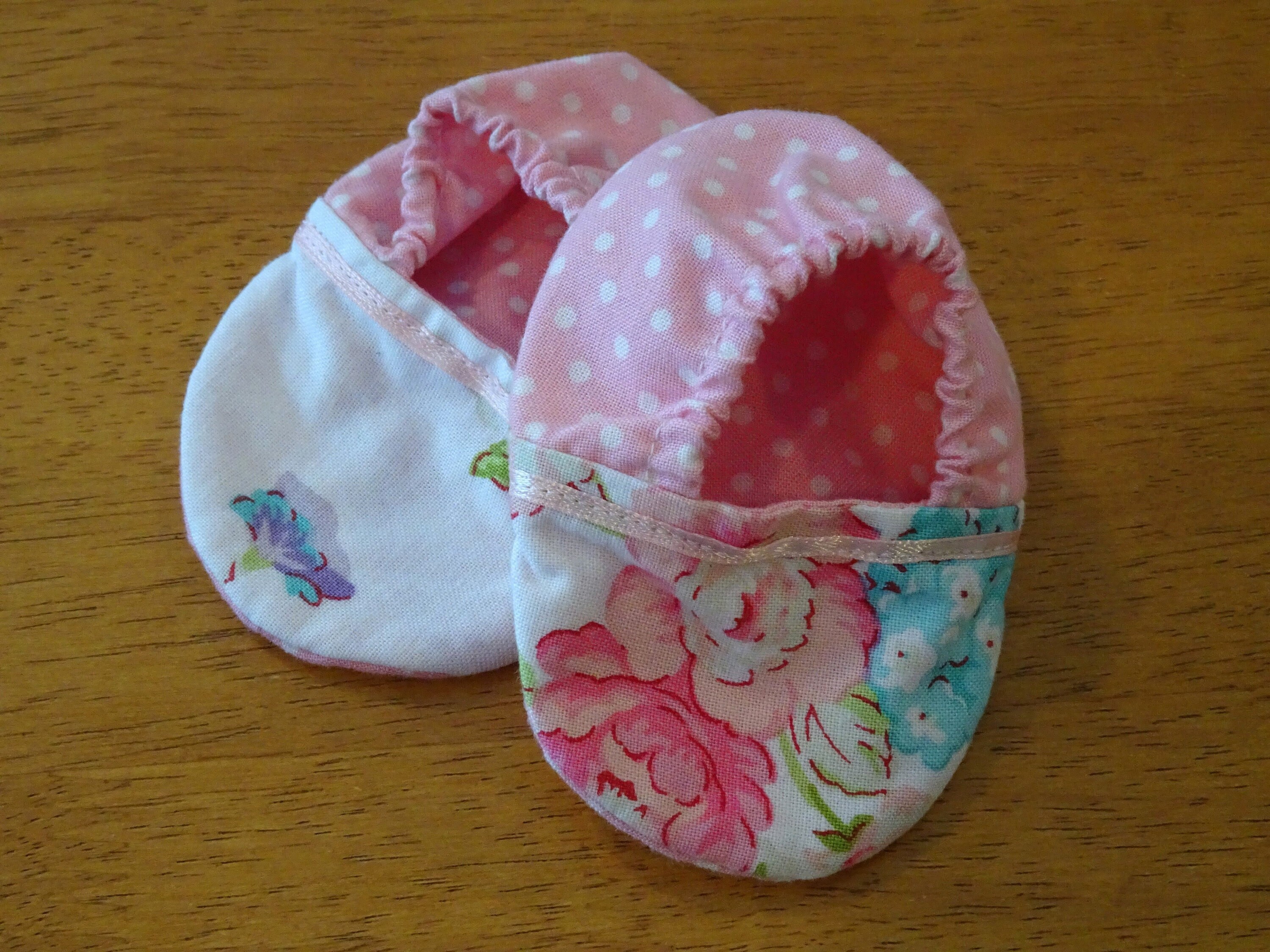 Baby Girl Booties, 0-3 Months, Newborn Booties, Baby Shower Gift, Crib ...