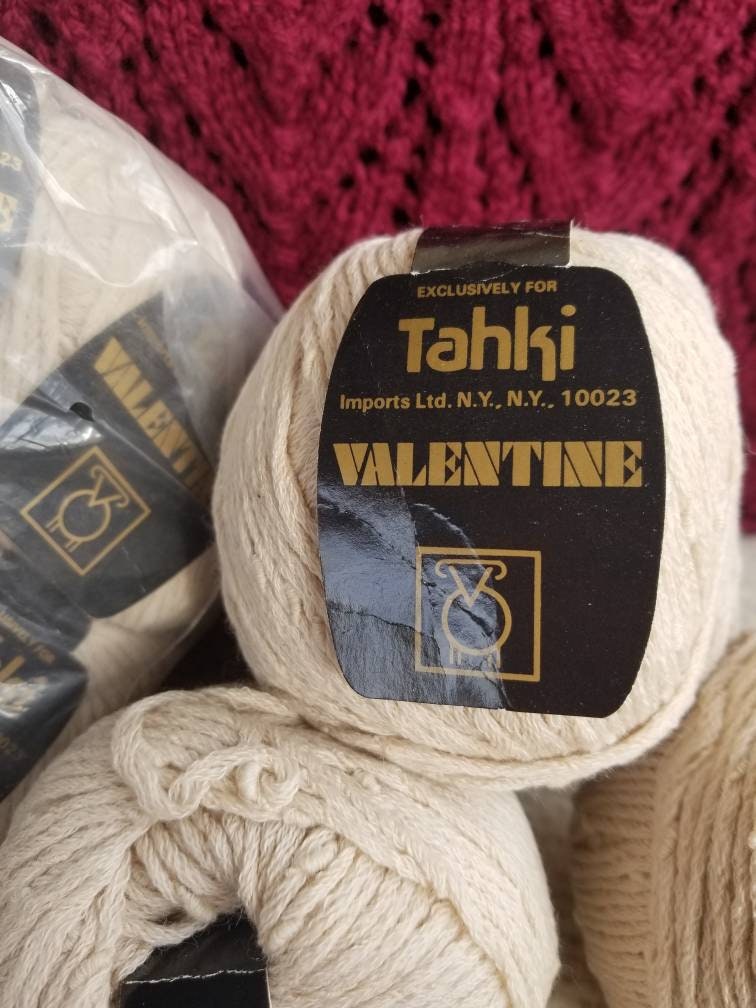 Tahki Yarns Knitting Pattern Book TFW14 Knit Essentials - 22