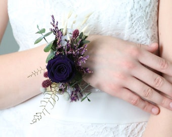Dark Purple Preserved Flower Wrist Corsage / Dried flowers Wedding / Handmade Bridesmaid Wrist Corsage / Flower Bracelet