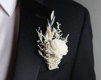 White Groom's Wedding boutonniere, gift for him, wedding gift, corsage, vintage, flowers, groomsmen, pin, father of bride, rustic,  stoebe