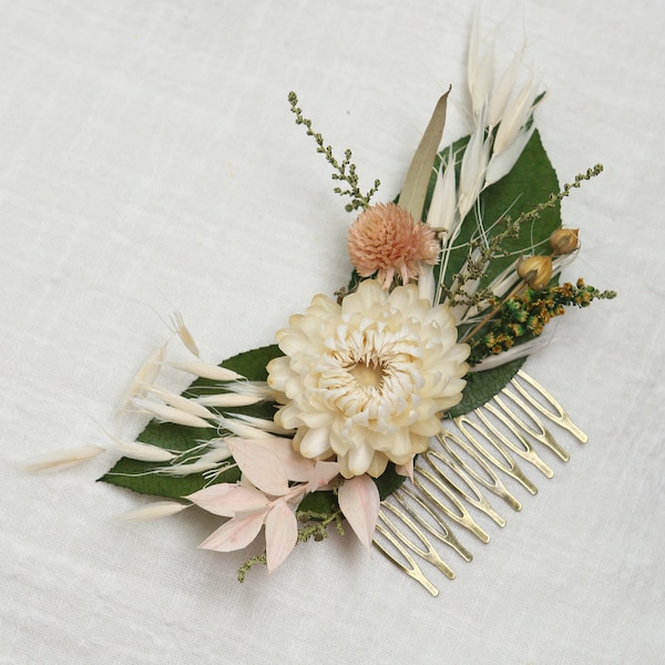 Arte Queen 004_greenery wedding hair comb and boutonniere set_wedding hair pieces, made with sola wood flower and preserved flowers