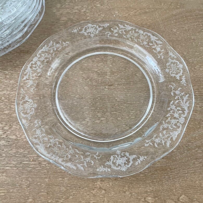 Vintage Fostoria Navarre Scrolling Floral Glass Plates Dessert & Salad