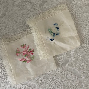 Vintage 1950s S2 handmade Embroidered white Linen handkerchief pink and blue garden flowers Lace Edge/Shabbychic,CortageChic,LSF,50sFashion
