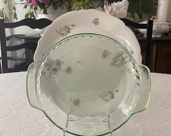 Vintage Green Pyrex Pie Pan 10” /Glass pie plate/ 1970sPyrex bakeware pyrex serveware,Cookware/Shabbychic, Cottagecore,Feminine,LSF,Farmhous