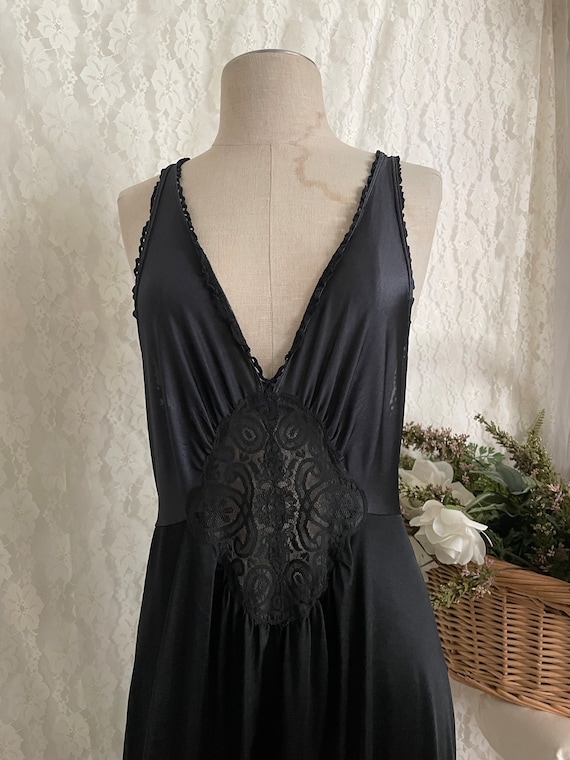 Vtg Vassarette black Night Gown/M/Maxi/Slip/Sheer… - image 1