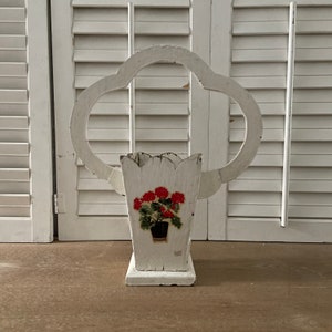 Vintage Wooden Flower basket with handle/ Geranium Decal/ Wooden potting basket/ Cottagecore decor/ farmhouse / shabby chic