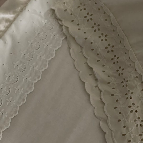 Vtg Ivory King Top Sheet/Feildcrest Perfection Fine Combed Percale/Lace header/Cutter/EnglishCottage,Country,Southern,Colonial,Trad,Farmhous