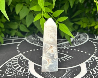 Snow agate Druzy tower