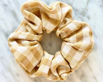 CHECKERED Mustard / Yellow & White SRUNCHIE (Free UK Delivery when purchasing 3+ items)