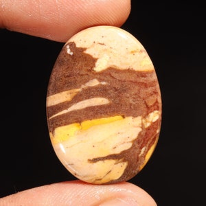 Terrific Top Quality 100% Natural Coconut Jasper Oval Shape Cabochon Loose Gemstone For Making Jewelry 31.45 Ct 30X22X6 MM UV-283