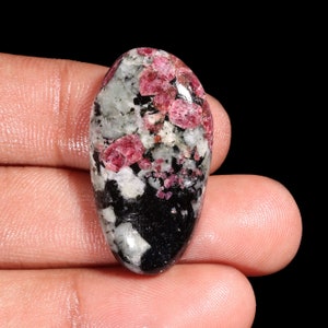 Ekskluzywny najwyższej jakości naturalny Edulite o fantazyjnym kształcie kaboszon luźny kamień szlachetny do wyrobu biżuterii 33,00 Ct 33X18X6 MM UV-447