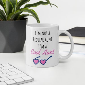 Aunt Mug, Auntie Gift , Baby Announcement, Pregnancy Announcement, Cool Aunt Mug , New Aunt Gift, New Aunt Mug, New Auntie, Auntie Mug