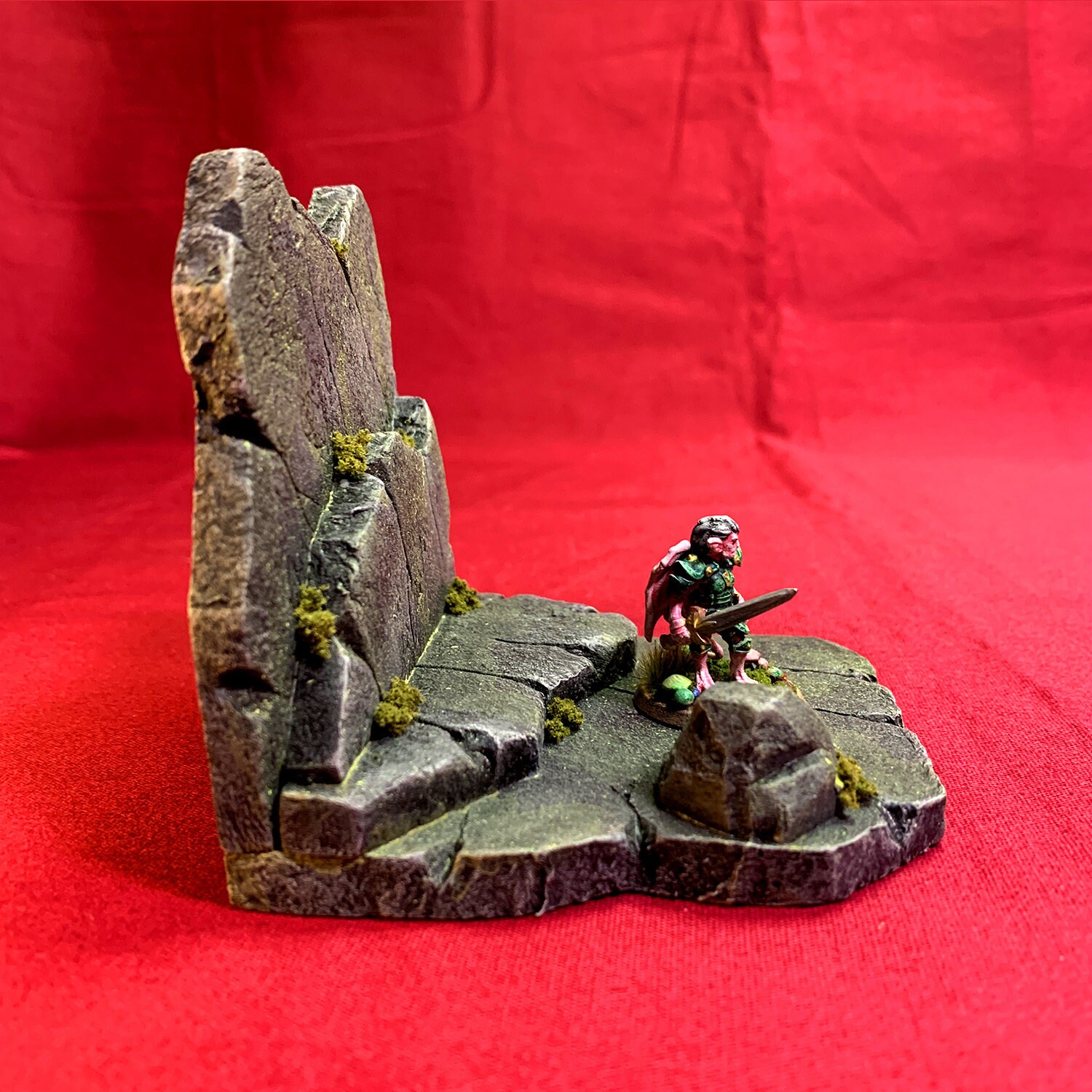 d-d-rpg-mini-display-stand-diorama-the-cave-etsy