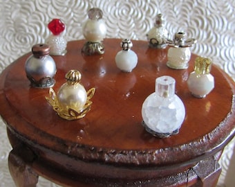 Poppenhuis Miniatuur Miniatuur Parfumflesjes: Wit/Grijs