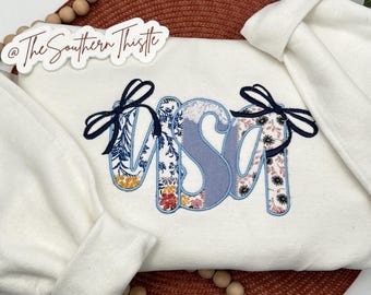 Embroidered USA Applique Embroidered Sweatshirt, Patriotic Crewneck Top for 4th of July, Vintage Style, Custom Design, Patchwork Fabric