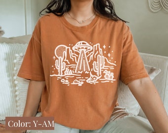 Camiseta Comfort Colors Alien UFO, regalo para amantes de los alienígenas góticos