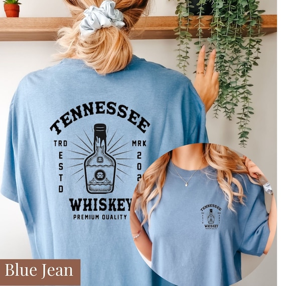 Rodeos & Whiskey Drinking Country Western Vintage T-Shirt Rodeos & Whiskey Drinking Country Western Vintage T-Shirt