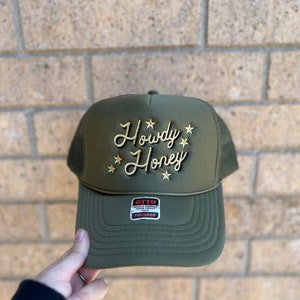 Embroidered Howdy Honey western trucker hat - cowgirl hat - cowboy trucker hat - rodeo trucker hat - cowgirl trucker hat