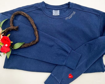 EMBROIDERED Custom Collar Mama Sweatshirt & Custom Cuff Mama Shirt Teachers Gift Gift For New Mom Personalized Dog Mama Custom Crew Heart