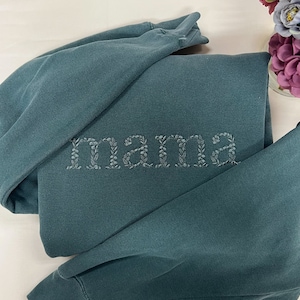 New Mom Gift - Personalized Sweatshirt - Mama Sweater - Mother&#39;S Day Gift - Custom Mama Floral Embroidered Sweatshirt - Mothers Day