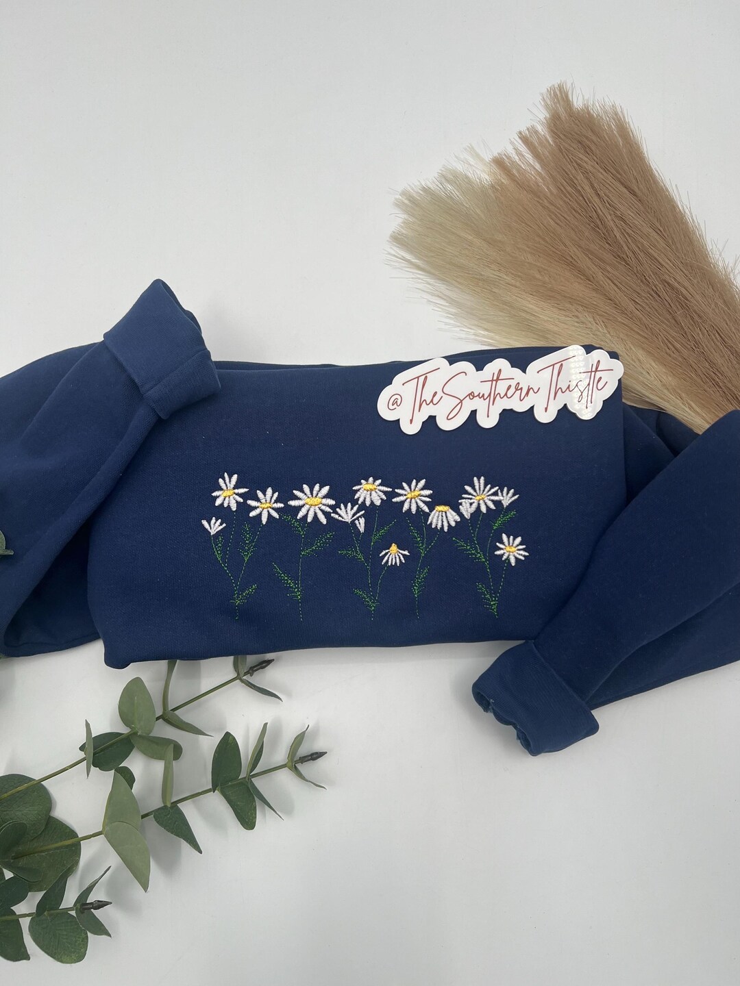 Daisy Flower Embroidered Sweatshirt - Floral Crewneck Gift for Women ...