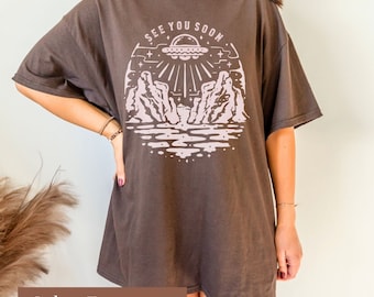 Comfort Colors Ufo Shirt, Alien Tee, Space Gifts, Conspiracy Theorist Shirt, Sarcastic T Shirt, Alien Shirt, Swag Dope Hipster Trend Fashion