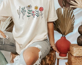 Comfort Colors® Wildflower Tee ,  Wild Flowers Shirt, Wildflower Tshirt, Floral Shirt, Botanical Shirt, Flower Shirt, Nature Lover Shirt