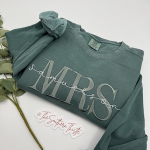 Embroidered Custom Embroidered Sweatshirt, Bride Sweatshirt, Engagement Sweatshirt, Wife Shirt, Mrs Last Name Sweatshirt, Wifey Sweatshirt