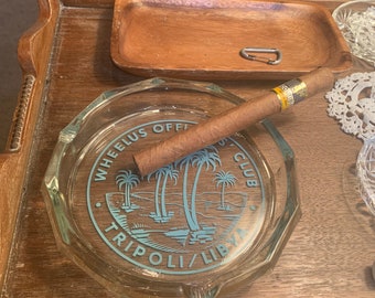 Trípoli Libia Wheelus Cenicero del Club de Oficiales