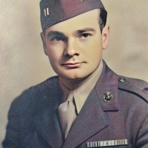 WW2 Original USMC Captain Portrait