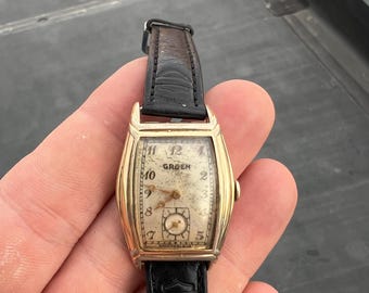 1940 Gruen Curvex “Major” 15-Jewel Wristwatch – Gold-Filled Case – Runs Well
