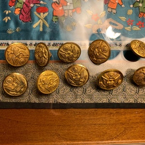 10 Ww2 US Army Buttons