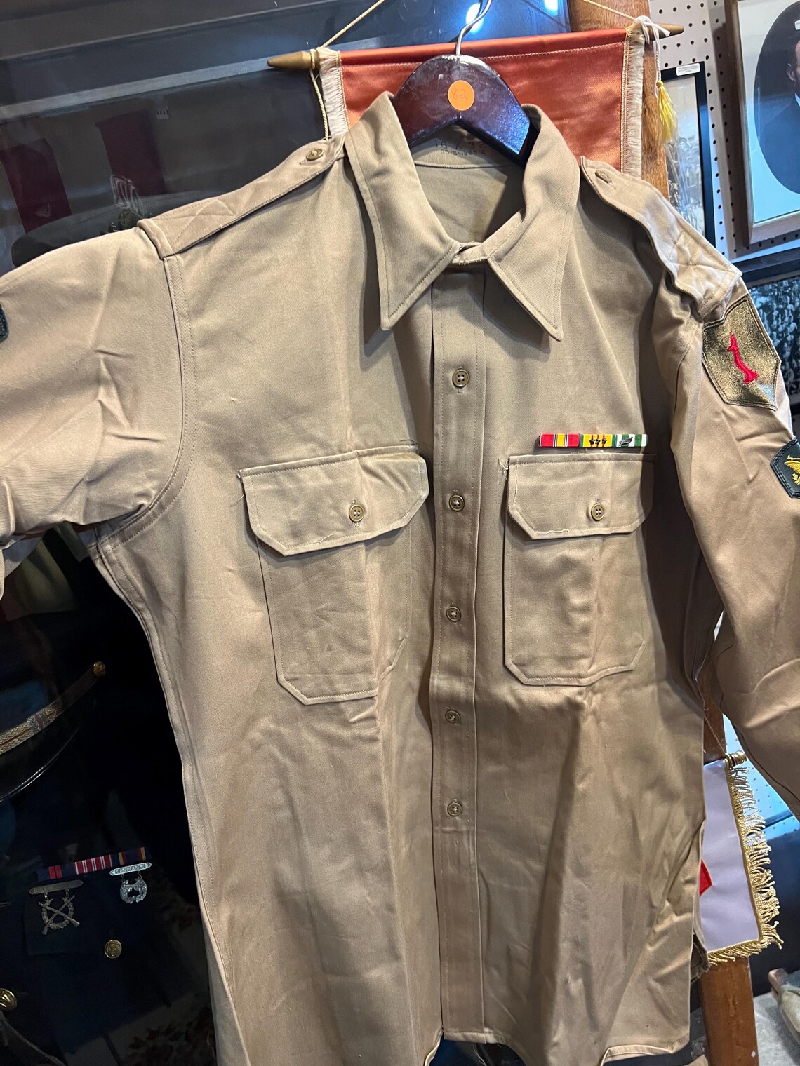 Vietnam War Era U.S. Army 1st Infantry Division Specialist Shirt – 1966 ...