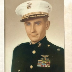 WW2 USMC Decorated Pilot Officer Photo Flying Cross Marine Korea EGAs Ribbons