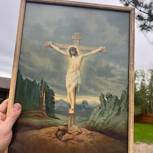 Vintage Crucifixion Lithograph: A Sacred 19th–20th Century Religious Artwork