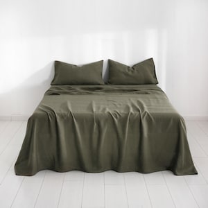 Organic Hemp Sheet Set - Includes Fitted Sheet, Flat Sheet & 2 Pillowcases - Soft, Sustainable, Eco-Friendly Bedding