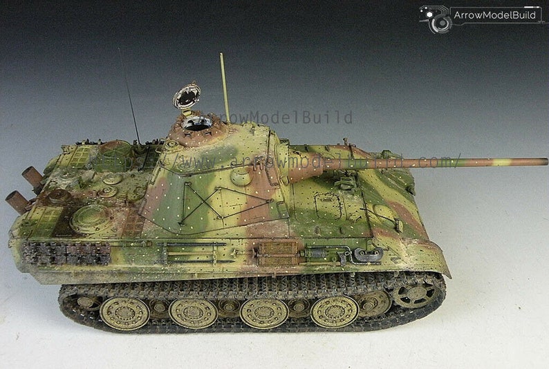 ArrowModelBuild Panther F Tank Abush Camouflage Built & Painted 1/35 Model Kit image 9