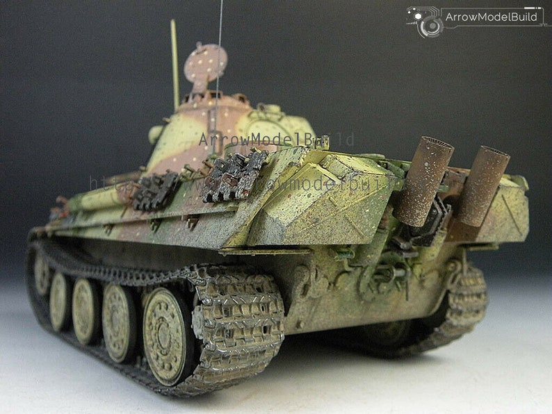 ArrowModelBuild Panther F Tank Abush Camouflage Built & Painted 1/35 Model Kit image 2