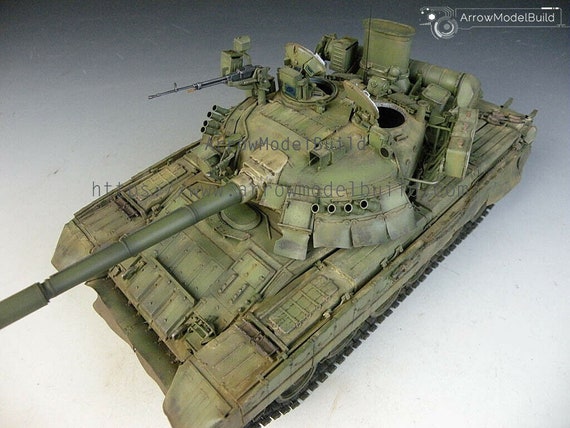 Amazon | 《発売済・在庫品》アミュージングホビー 1/35 ロシア