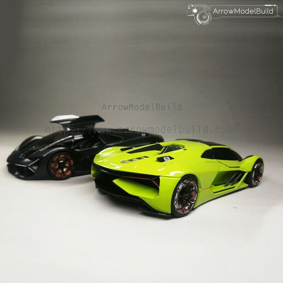Bburago Metal Lamborghini Terzo Millennio Sports Car, Pack of 1, Green :  : Toys & Games