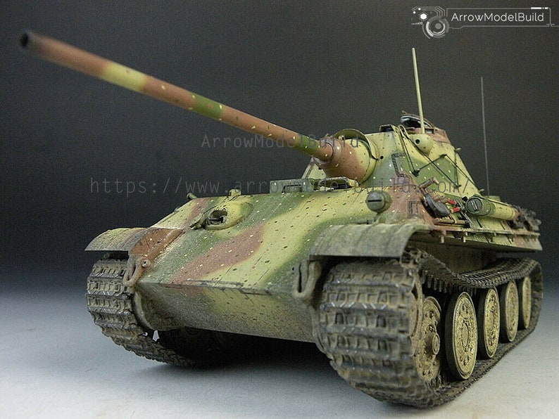ArrowModelBuild Panther F Tank Abush Camouflage Built & Painted 1/35 Model Kit image 3