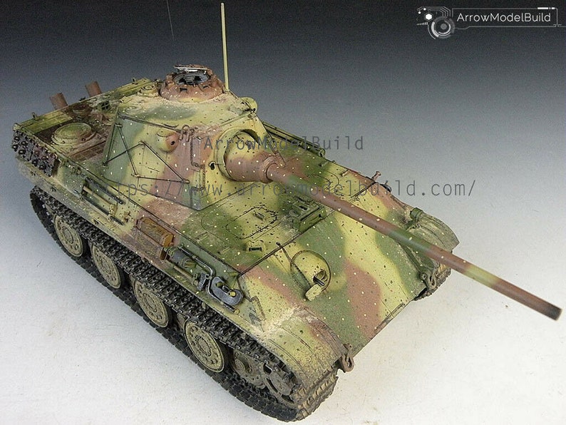 ArrowModelBuild Panther F Tank Abush Camouflage Built & Painted 1/35 Model Kit image 1